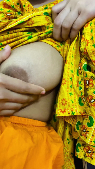 Desi Bhabi Need Heard Fucking