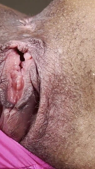 Stepmommy Wants to Pee on You