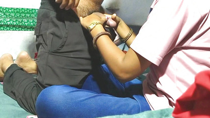 Hot Step Si Ster Sanjana in Tshirt and J Ea Ns Is Very Hungry for Cock