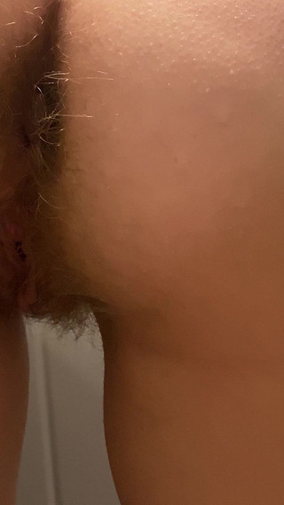 Pregnant Woman Masturbating Hairy Pussy, Farting and Gaping Holes