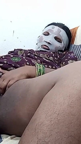 Husband Shaving His GF’s Pussy and Then Fucking Her