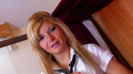 See French Amateur Shana Spirit in Her First Anal Video