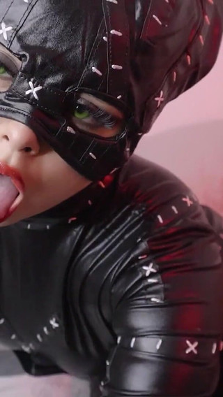 Cat Jennie: Unleashes Her Feline Instinct