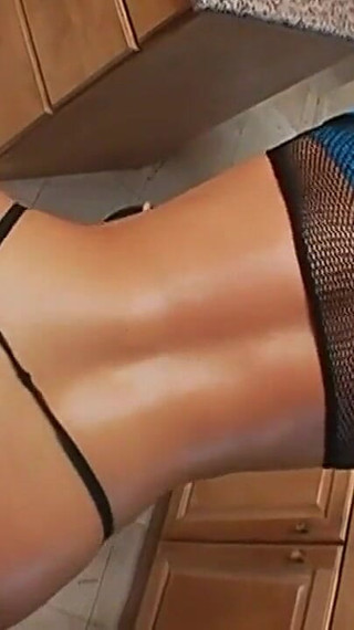 Lauren Phoenix Flexible Canadian Fuckdoll