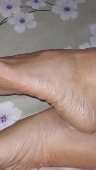 Amateur Blonde Mature Wife Enjoys Sex Naked