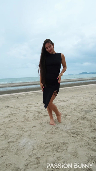 Sexy Tight Black Dress and Beauty Chill