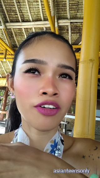 Beauty Speech and Introducing Huge Dildo After Having Fun Outside