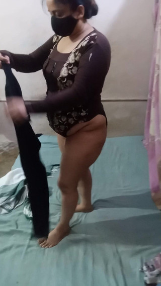 Sexy Mature Changing Her Clothes