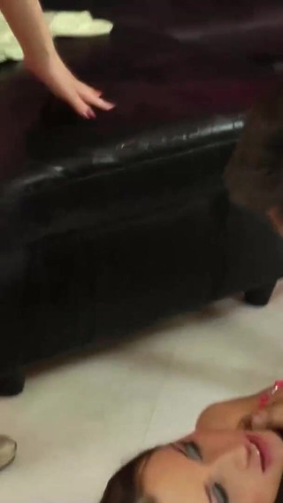 Pissing anal lovers!