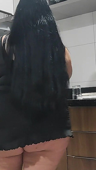 Traveling Stepmom, Solo Fans in Slow Motion, in the Kitchen