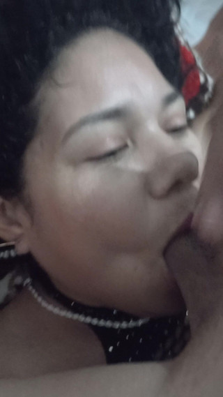 Delicious Blowjob Before Going to Sleep