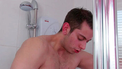 Real babe slut gets fucked under shower