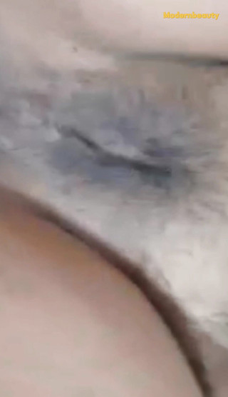 Desi Mature Girl Showing Her Beautiful Boobs and Pussy While She Is Alone in Room