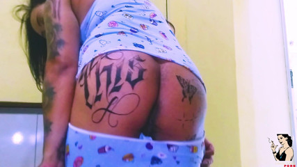 Paty Angel the tattooed redhead in the solo show with a lot of orgasm