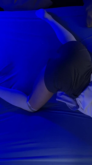 Petite Babe in White Knee-socks Are Teasing You Cam 3