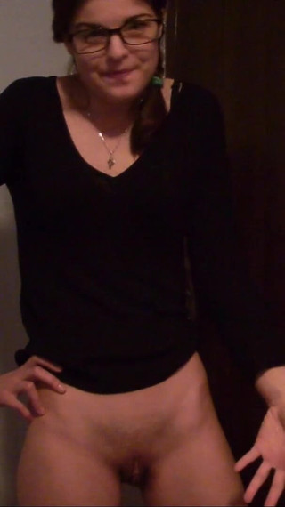 Kinky Teen Pee on the Floor and Talks About How She Feels