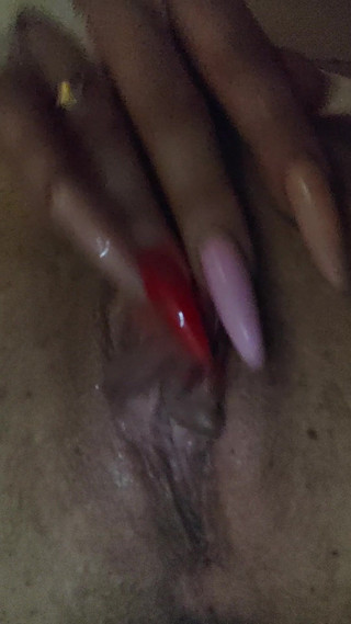 Long Nails and Pussy