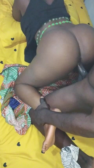 Sexy Black Girl with Nice Curves Fucks with Her Ass Moving