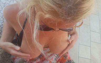 Selena's Evening Outdoor Blowjob Swallow