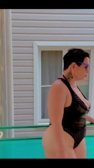 Stretching in Leather Body