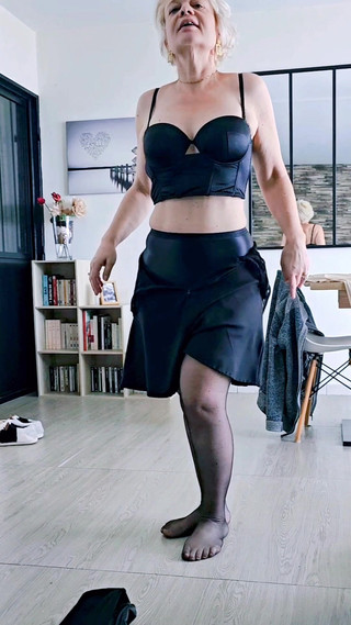 I Likes Sexy Lingerie and Beautiful Outfits