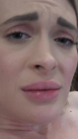 When You Get Back Lindsay Wants to Fuck Right Away