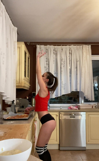 Here is the pizza making video you wanted to see