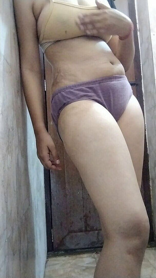 Bhabhi Getting Undressed in Front of Devar