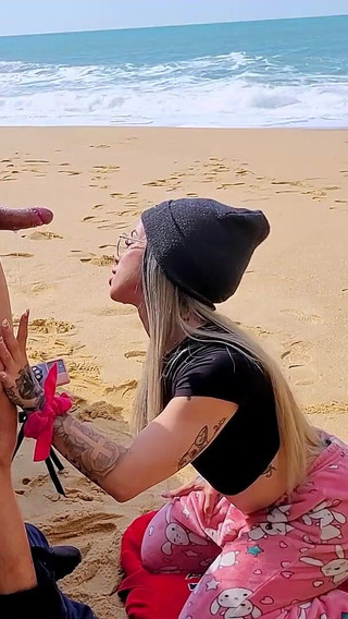 I Asked a Stranger to Film Me on the Beach, I Rewarded Him with a Very Wet Blowjob!
