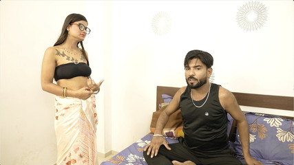 The Next Sister-in-law Came to Ask for Sugar.