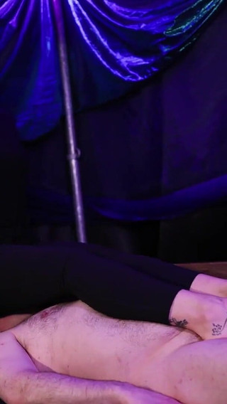 Relaxing Foot Worship and Teasing