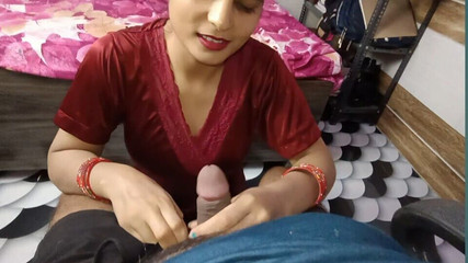 Desi Pooja Bhabhi Enjoying Very Romantic Blowjob Before Fucked His Tite Pussy