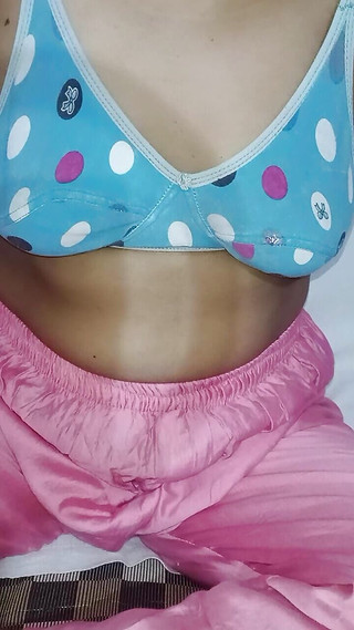 After Cleaning the Hair From Sister-in-law's Pussy, I Fucked Her at Night.