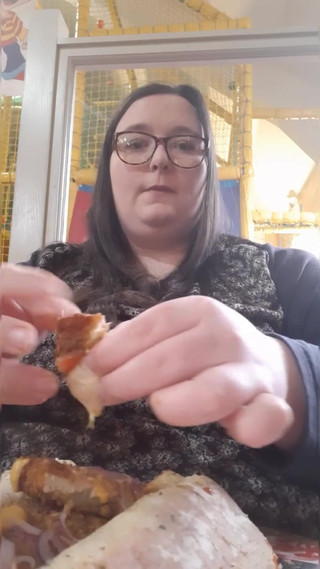 SSBBW secret filming of meal with stepfamily (This video has no audio)